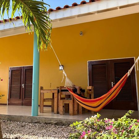 Centrally Located Spacious Apartment Willemstad Bagian luar foto