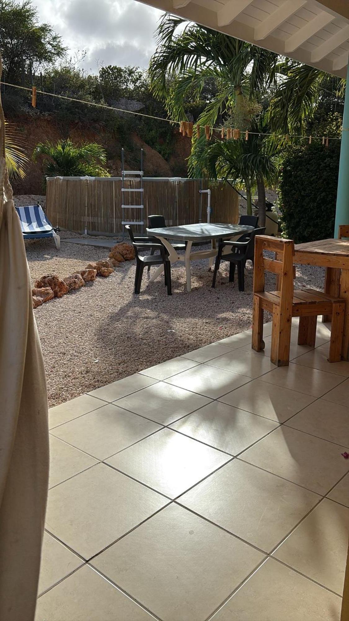 Centrally Located Spacious Apartment Willemstad Bagian luar foto