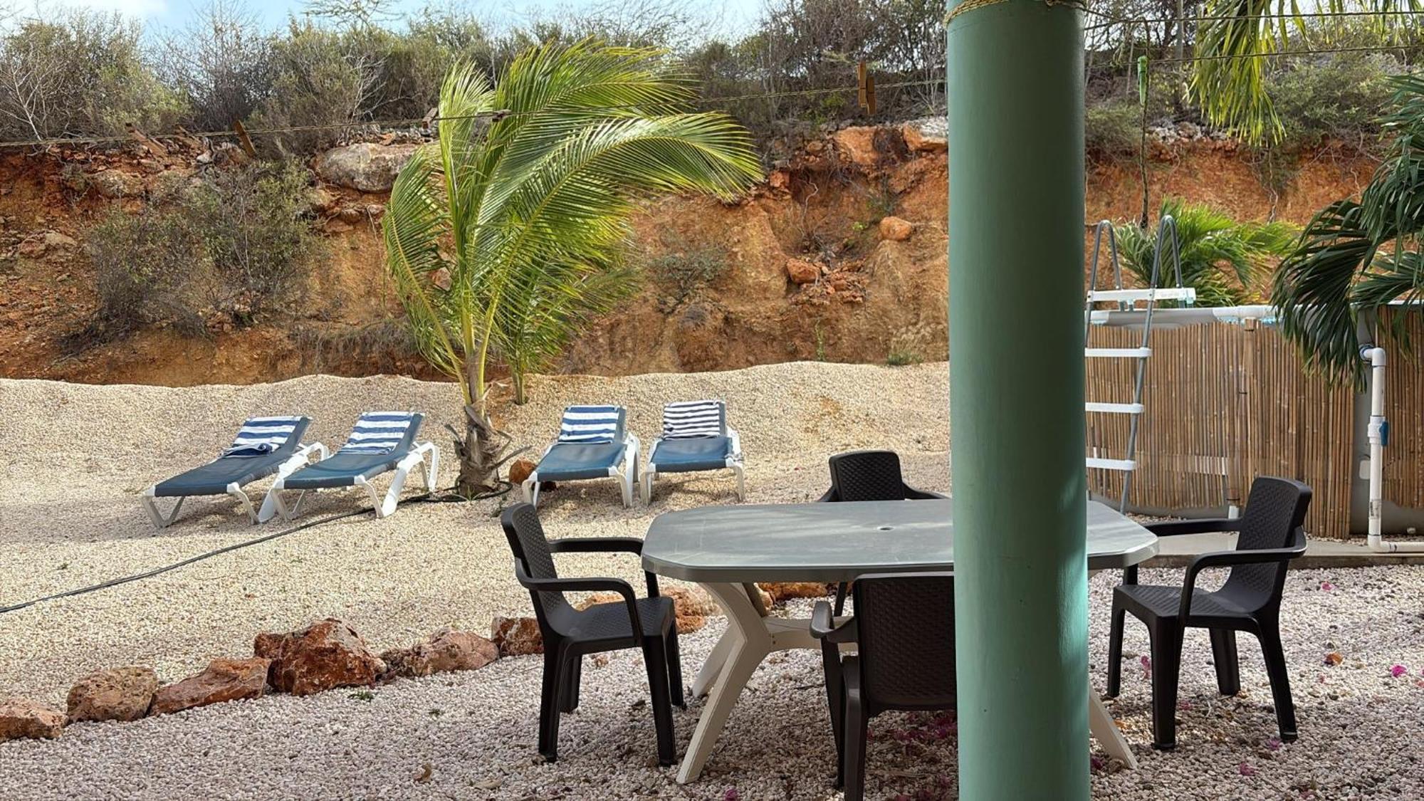 Centrally Located Spacious Apartment Willemstad Bagian luar foto